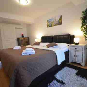 Attic Josefov - Next to the Old Town Square - Grand Luxury Apartment Rooms