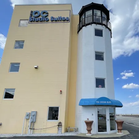 SUNRISE IN BED~BREATHTAKING OCEAN VIEWS~COUPLES RETREAT!