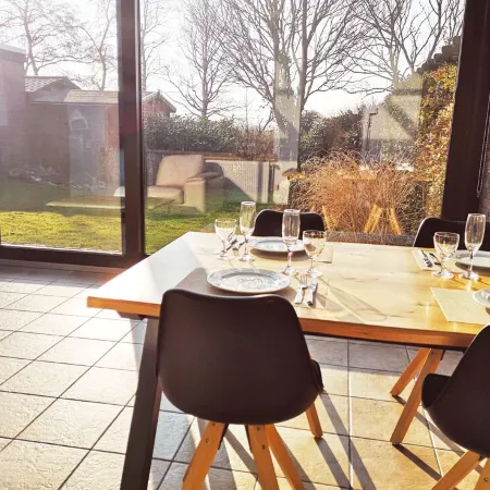 Haus Meereswind Esens, 3 Bedrooms, Conservatory with Fireplace