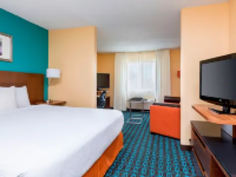 Fairfield Inn & Suites Kansas City Lee's Summit Hotels in Lee's Summit