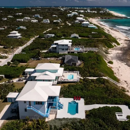 Oceanfront Beauty 6 King Beds/6 Baths! Big Pool and Volleyball Court in Front yd