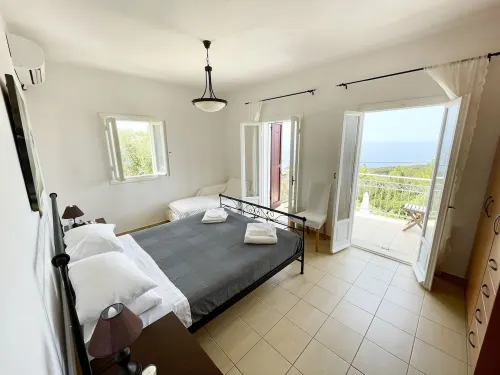 Four bedroom villa with private pool with stunning views and beautiful sunsets Hotels in Erisos