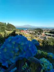 Casa con Vista Panorámica al Lago y Volcán