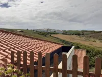 Family friendly, pet friendly 7 km from Areia Branca Beach