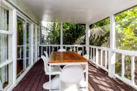 Silver Palms # 2 – Exclusive Long Bay Beachfront Retreat with Pool