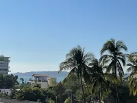Cozy 2 Bedroom Condo, Pool, Private Roof Top Close to Beach & Downtown Bucerias