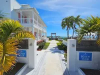 Luxury 5 Star 3 BR Villa in Private Gated Community, FREE Resort Access Included