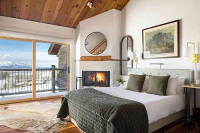 Grand Teton View!!! Jackson Hole's Spring Creek Lookout Hotel dekat Jackson Lake