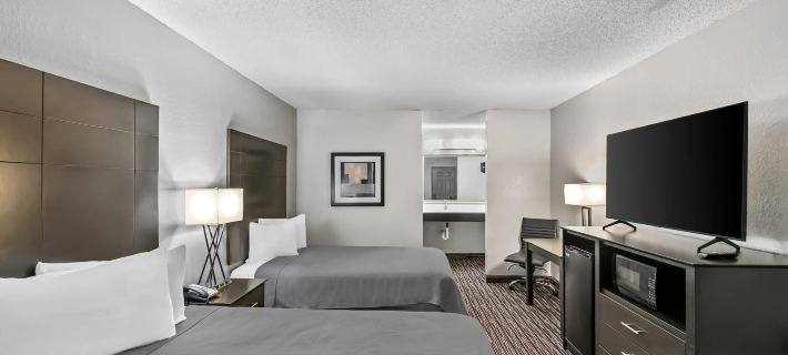 Econo Lodge Hotels in White County