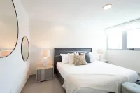 Modern Comfort in Central Isla Verde