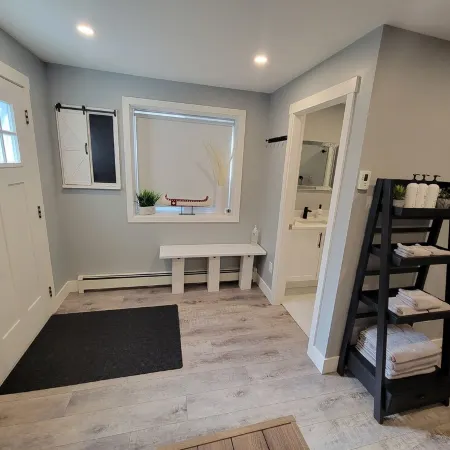 Private & cozy suite located in Fort Langley