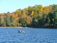 Haliburton Lake Cottage Rental - Waterfront Hotel a Dysart and Others