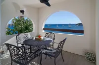 Villa del Mar Beachfront Unobstructed Oceanview Cowpet Bay w/ Generator Hotels in Nazareth