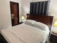 Farm Stay Along River. 15 mins away from the Beach with Fiber Optic, Netflix