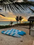 The Breakwater- Heated Pool with Swim up Bar on Sandy, Secluded Beach! - Villas