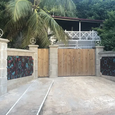 Oceanfront Luxury Villa: Private Beach & Staff, Solar Powered