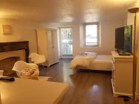 Absolute peace and quiet in the heart of the picturesque quarters of the old town - 2-Star