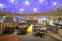 Hotel Zuiderduin - ที่มีสระว่ายน้ำ