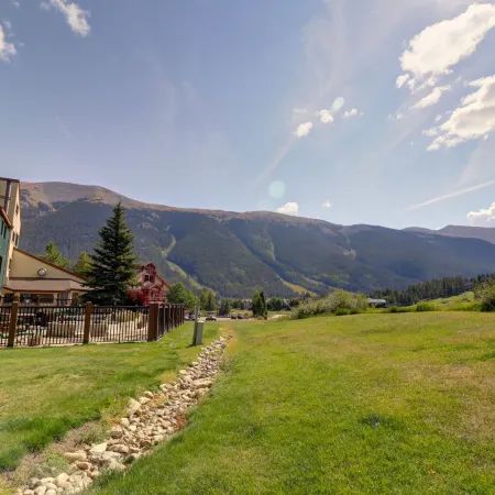 SkyRun - Vacation Condos in Copper Mountain Resort CO