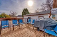 Cheerful Downtown 4 Bedroom Home