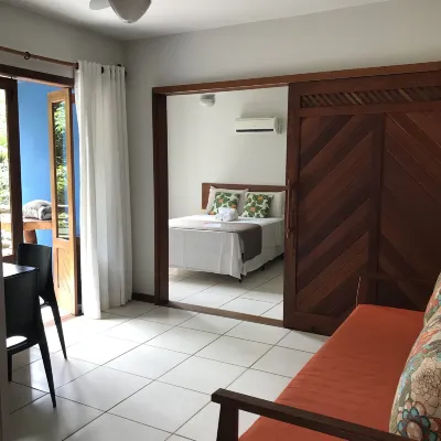 巴伊亞波尼塔公寓飯店