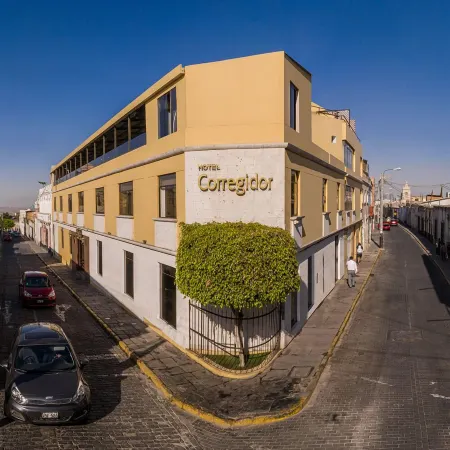 Hotel Corregidor by Cassana