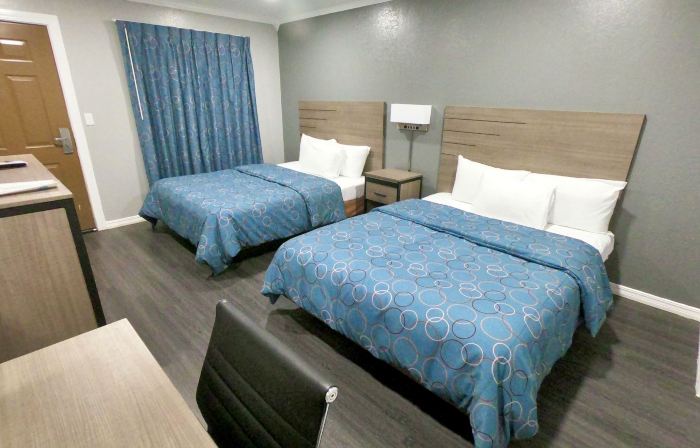 Budget Host Inn