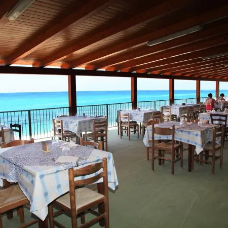 Villaggio Camping la Scogliera