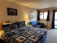 Methow River Lodge Hotels in Winthrop