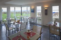 Logis Hôtel Vent d'Iroise Hotels in Le Conquet