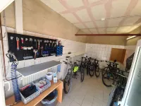 Hotel Edelweiss - Parkplatz