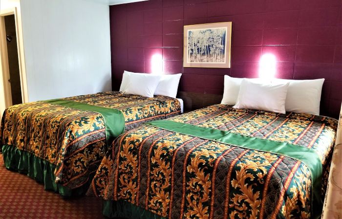 Town House Motor Inn