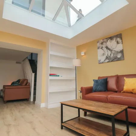 2 Staveley Cottages Hotels in Driffield
