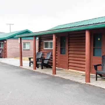 Sportsman's Lodge