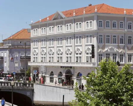 Hotel Aveiro Palace Hotels in Aveiro