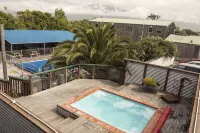 Dusky Lodge - piscina