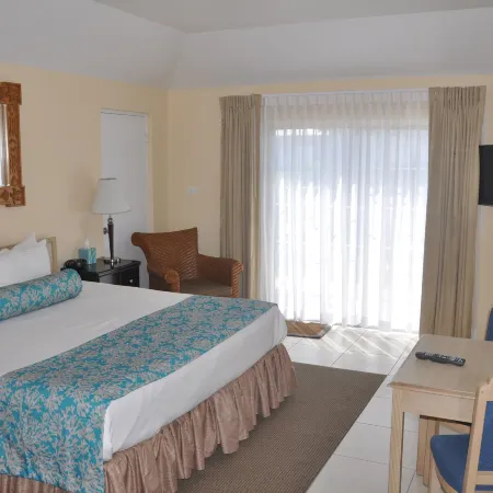 Rosemont Guest Suites Hotels in Hamilton