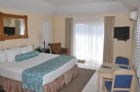 Rosemont Guest Suites Hotels in Hamilton
