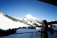 Wellnesshotel Warther Hof - vue sur la montagne