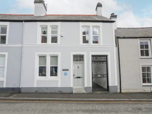 Cobblers Cottage Hotels in Beaumaris