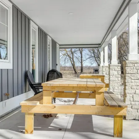 Dock & Panoramic Bay Views: Oconto Retreat!