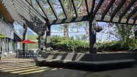 The Cedars Inn Hotel & Convention Centre Hotels in Gibsons