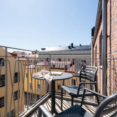 Sky Hotel City Apartments