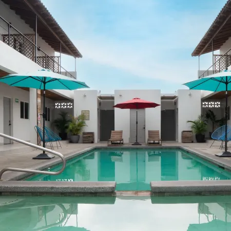 Hotel Marea Baja