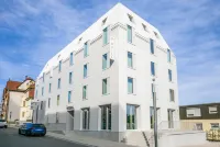Hotel Bergamo Hotels near Heimatmuseum im Eglosheimer Rathaus