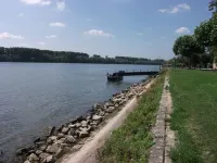 Zum Neuen Schwan Hotels in Walluf