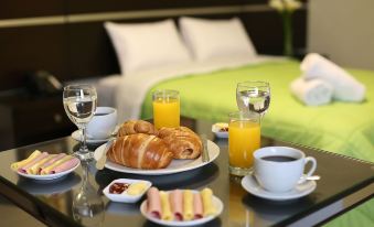 Flamante Hotel & Suite