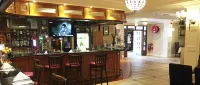 TF Royal Hotel & Theatre - bar