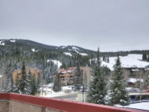 Spacious Condo in the Heart of Center Village - Pet Friendly - VS367 by Redawning Hotels in Copper Mountain