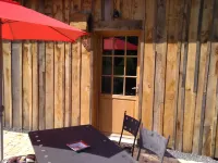 Domaine du Lieu des Brocs - Country Club Hotels in Brucourt